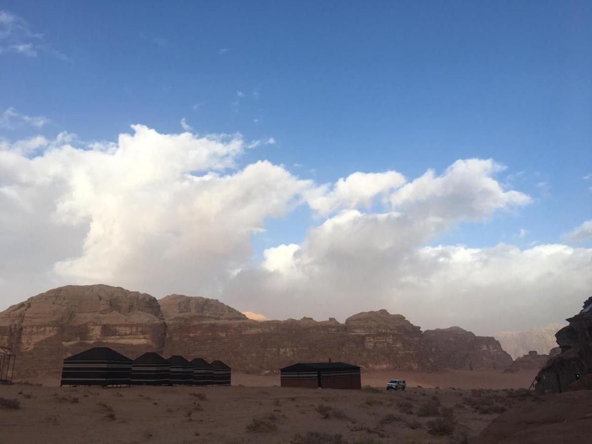 فندق وادي رمفي  Caravan Station Camp المظهر الخارجي الصورة