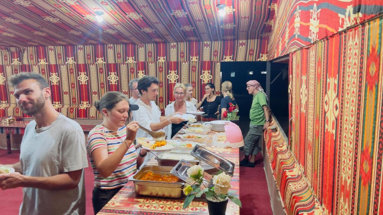 فندق وادي رمفي  Caravan Station Camp المظهر الخارجي الصورة